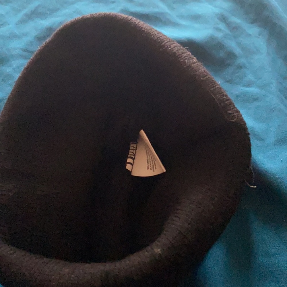 Hat - Picture 2 of 3